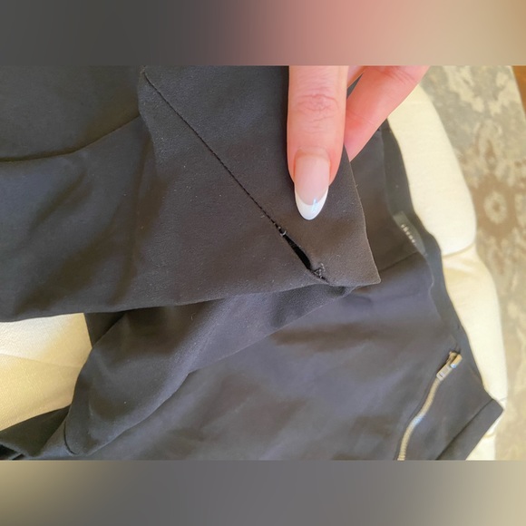 THEORY Black Dress Pants with Zippers Sz 4 - Picture 6 of 8